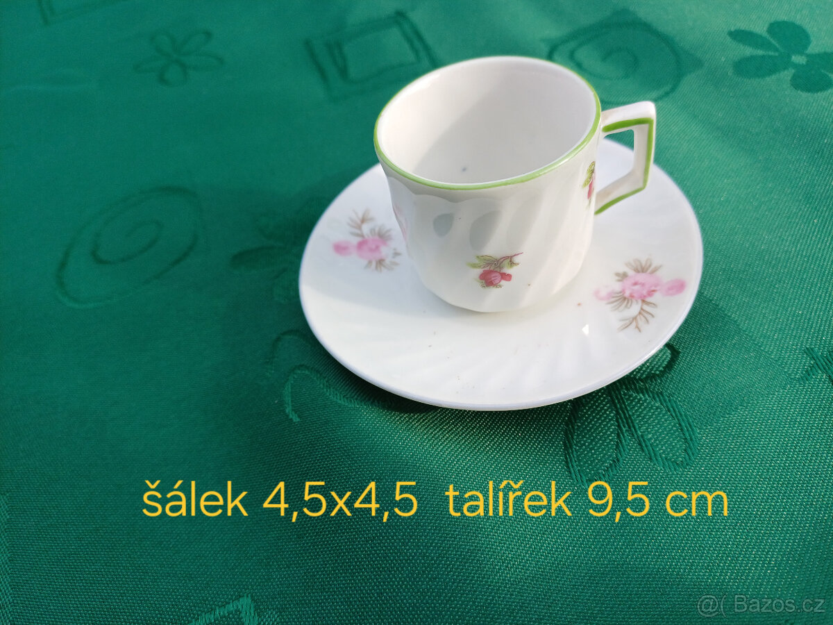 Hrnečky pro panenky - 2