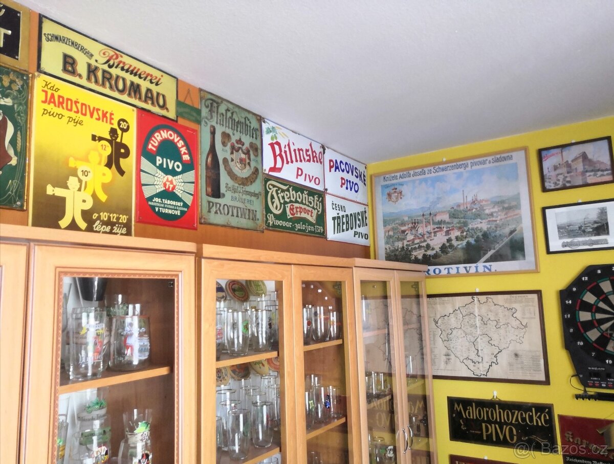 Pivní sklo, půllitry, třetinky, pivovarské cedule. - 2