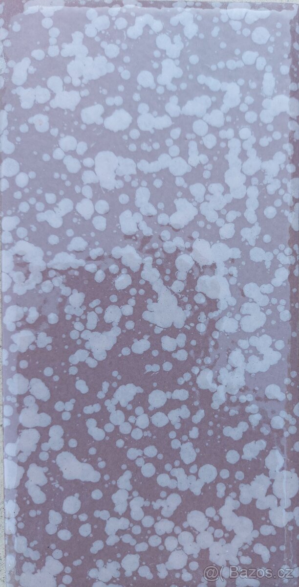 Retro keramické dlaždice - červené kropenaté, lesklé - KERKO - 2