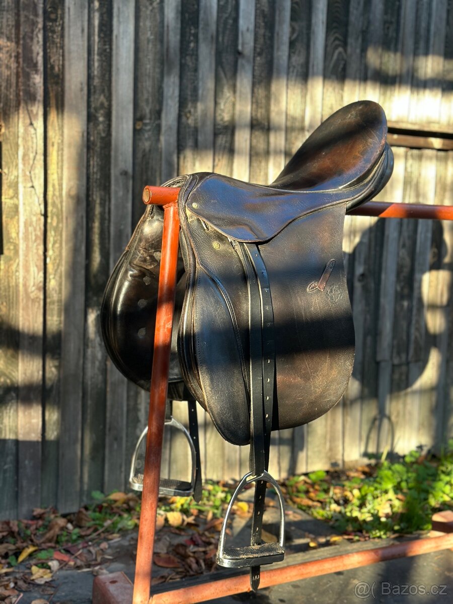 Prodám starší kvalitní sedlo - 2