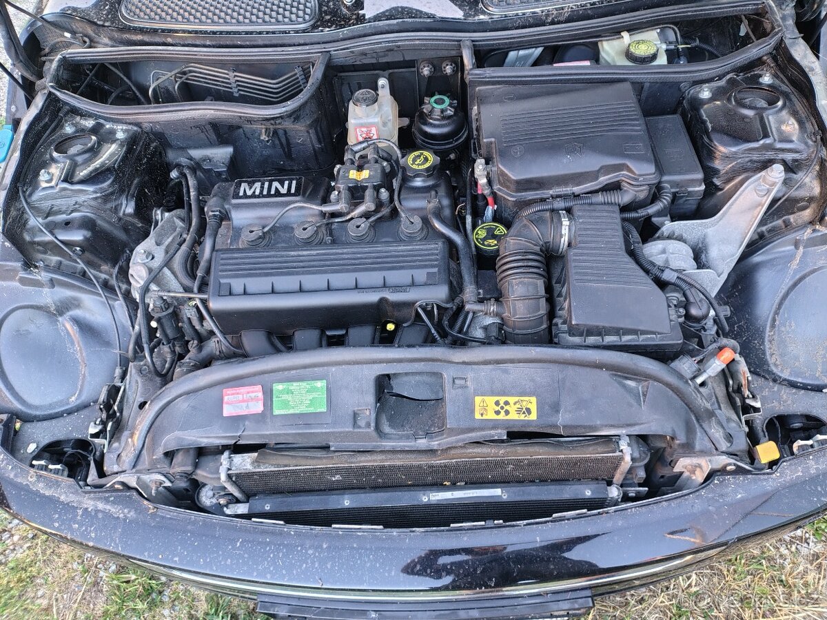 Mini Cooper 1,6i r.v.2006 - 2