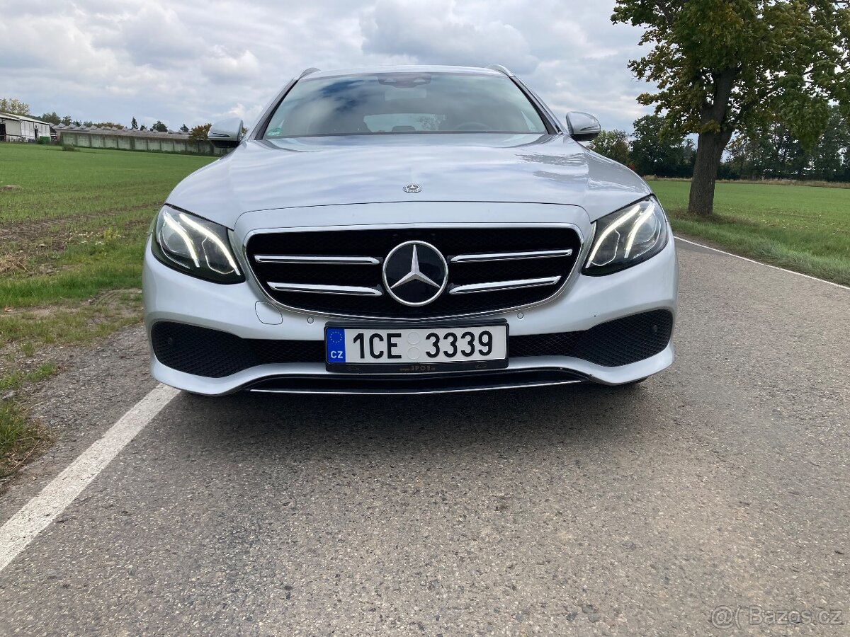 MB E300d Avantgarde 69 000km-Garance, záruka - 2