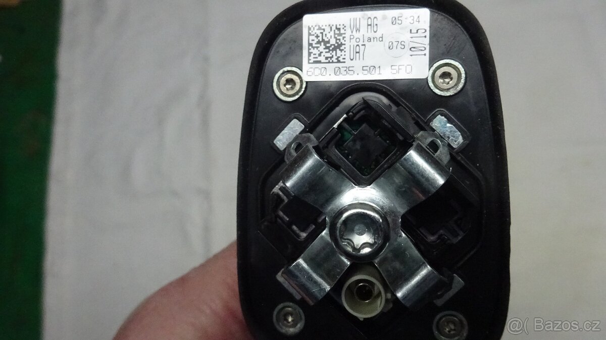 Střešní autoanténa - 2