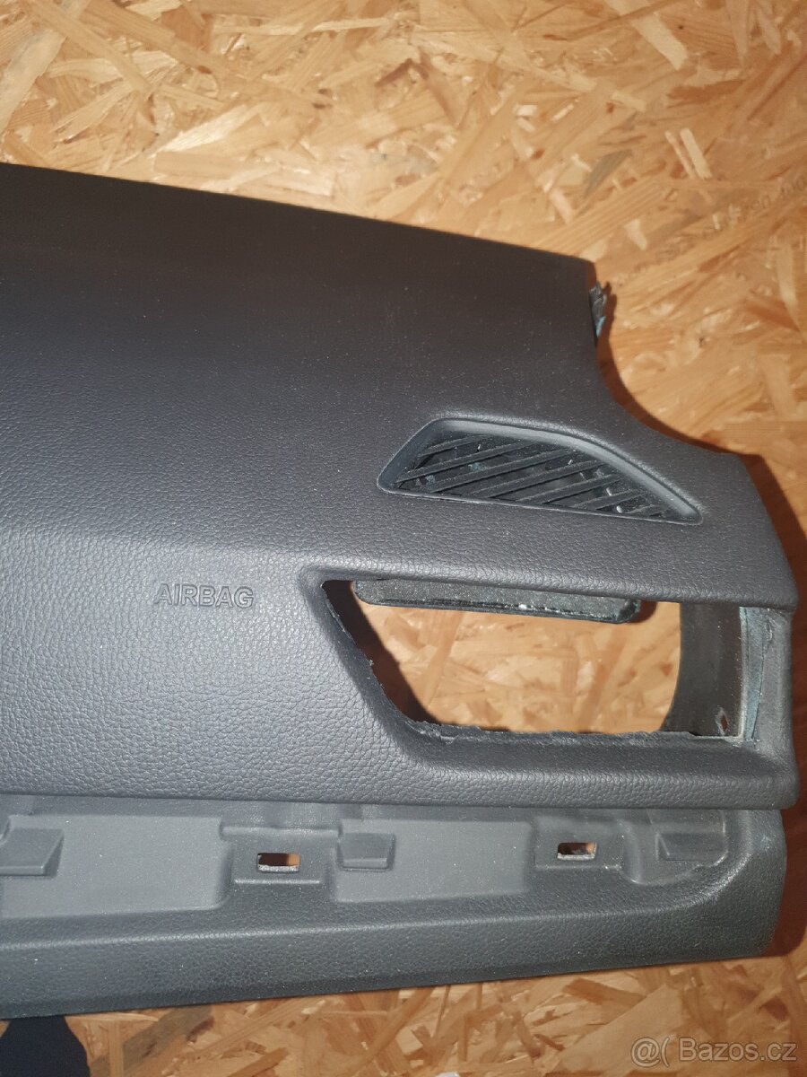 Palubní deska, aurbagy, pásy- sada Superb III - 2