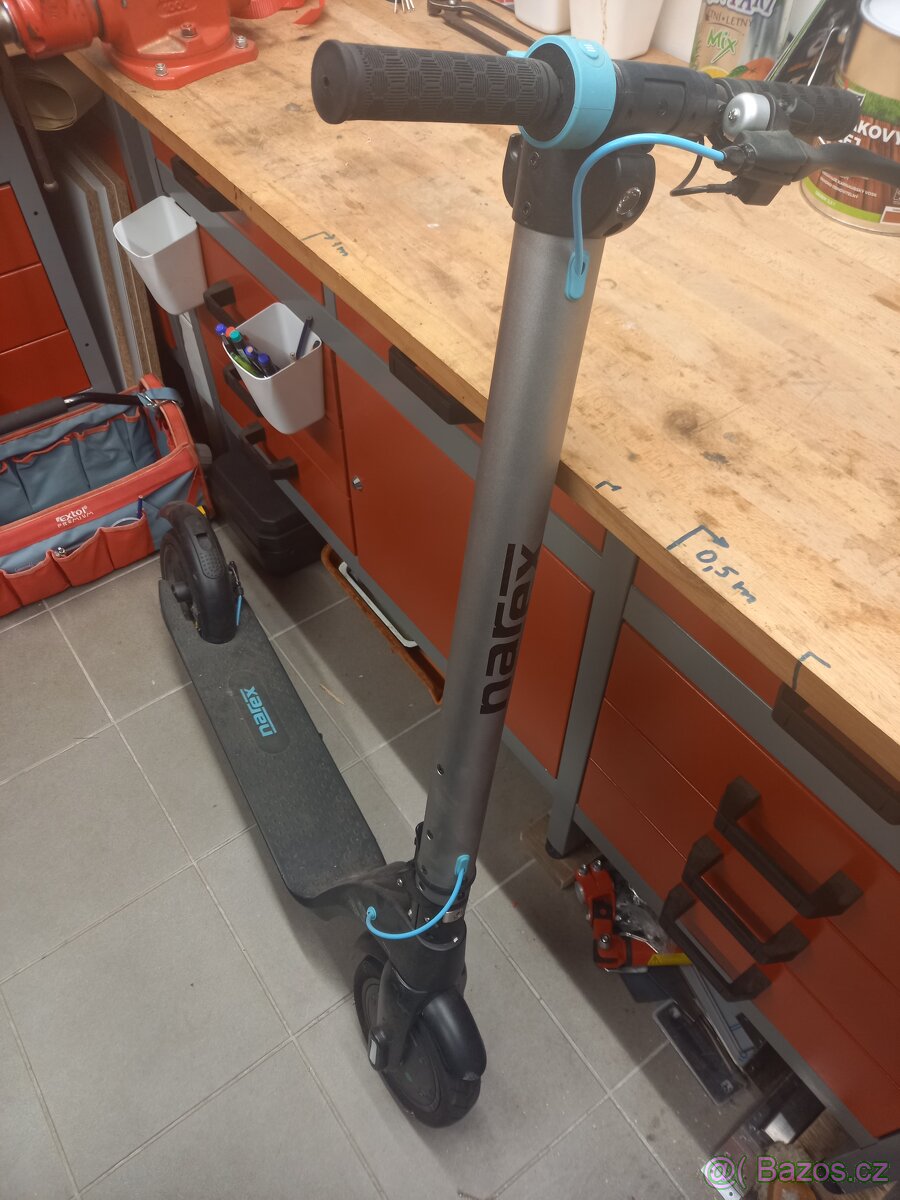 Narex ESN 350 aku koloběžka - 2