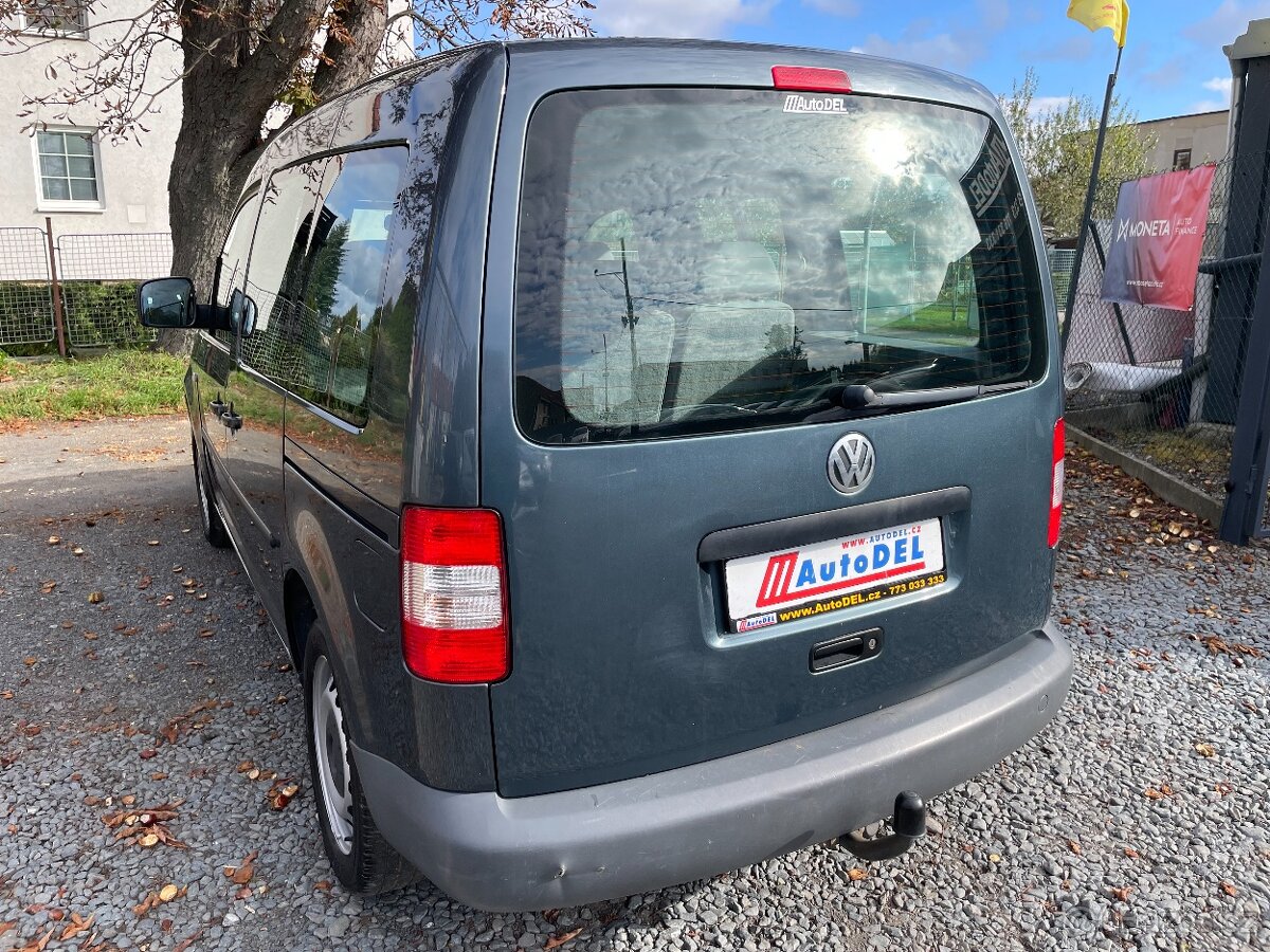 VW Caddy 1,9 TDi Aut.Klima, Tažné, AKU - 2