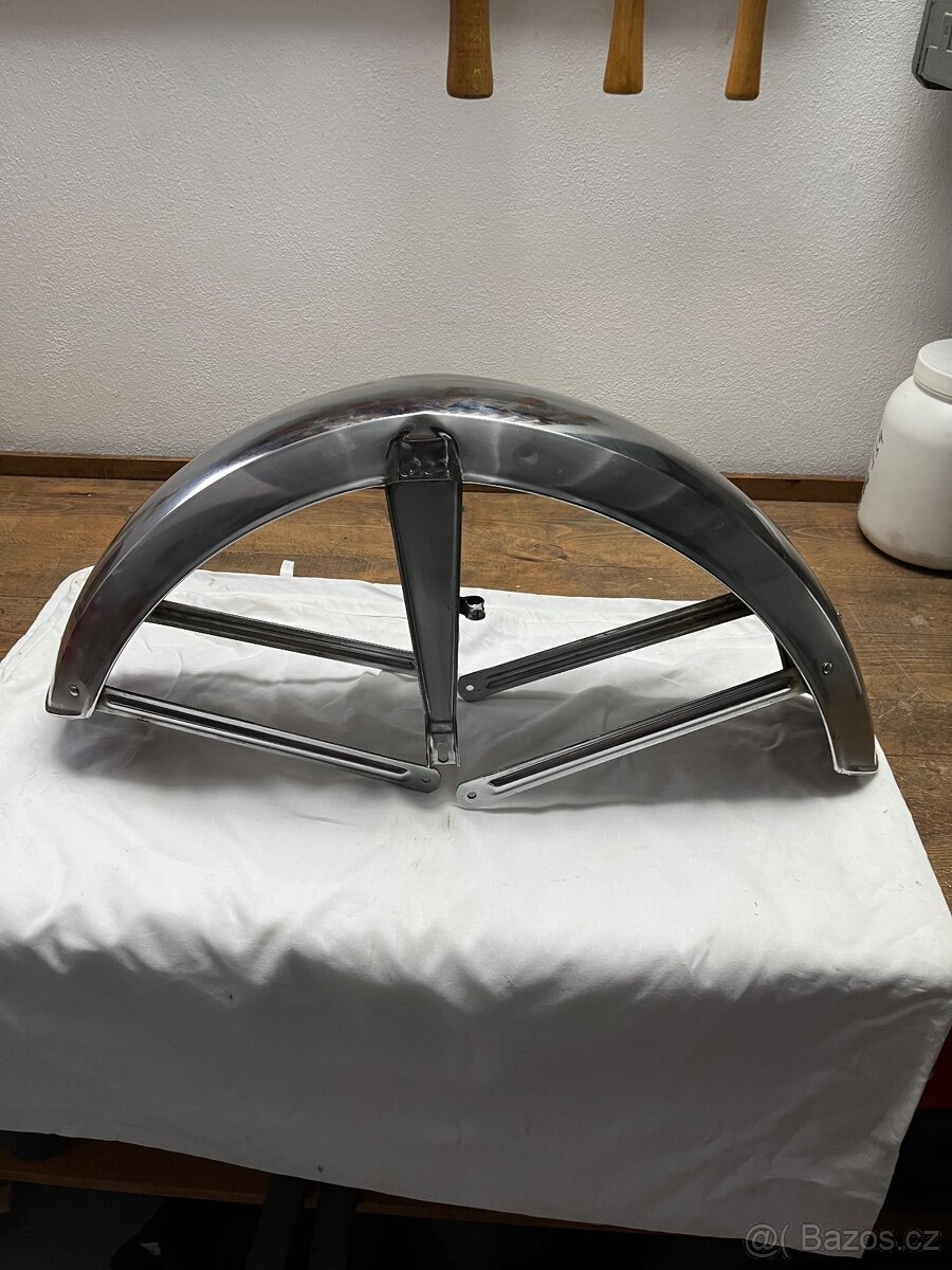 Přední blatník chromovaný - 2