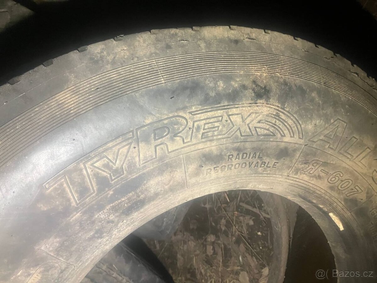 Tyrex PNEU NAVES 385/65 R22,5 160K POUZITE - 2