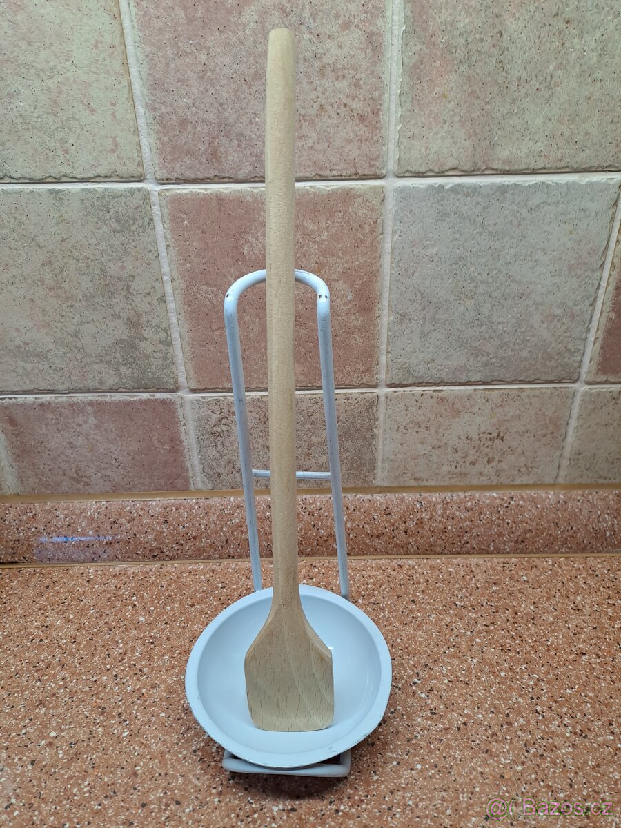 Stojánek na vařečky - 2
