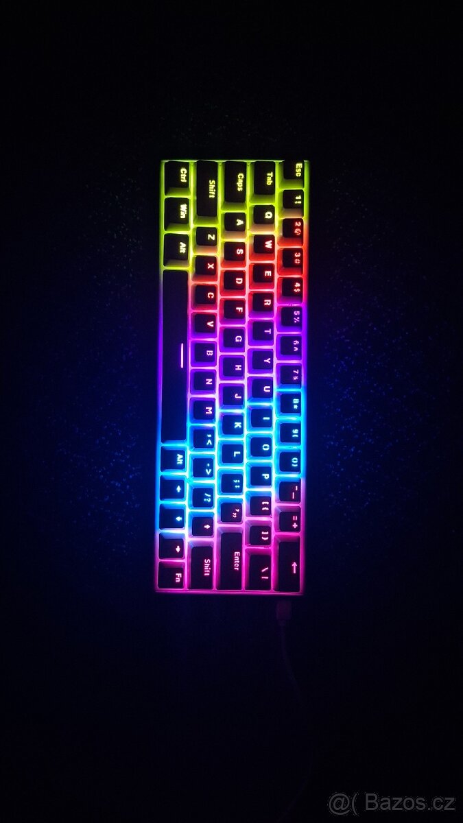 Klávesnice 60% RGB whiteshark - modré spínače - 2