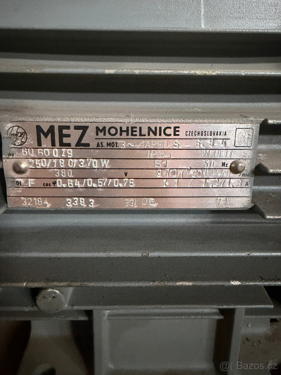 Elektromotor MEZ 4AP 90S-4/6/8 - 2