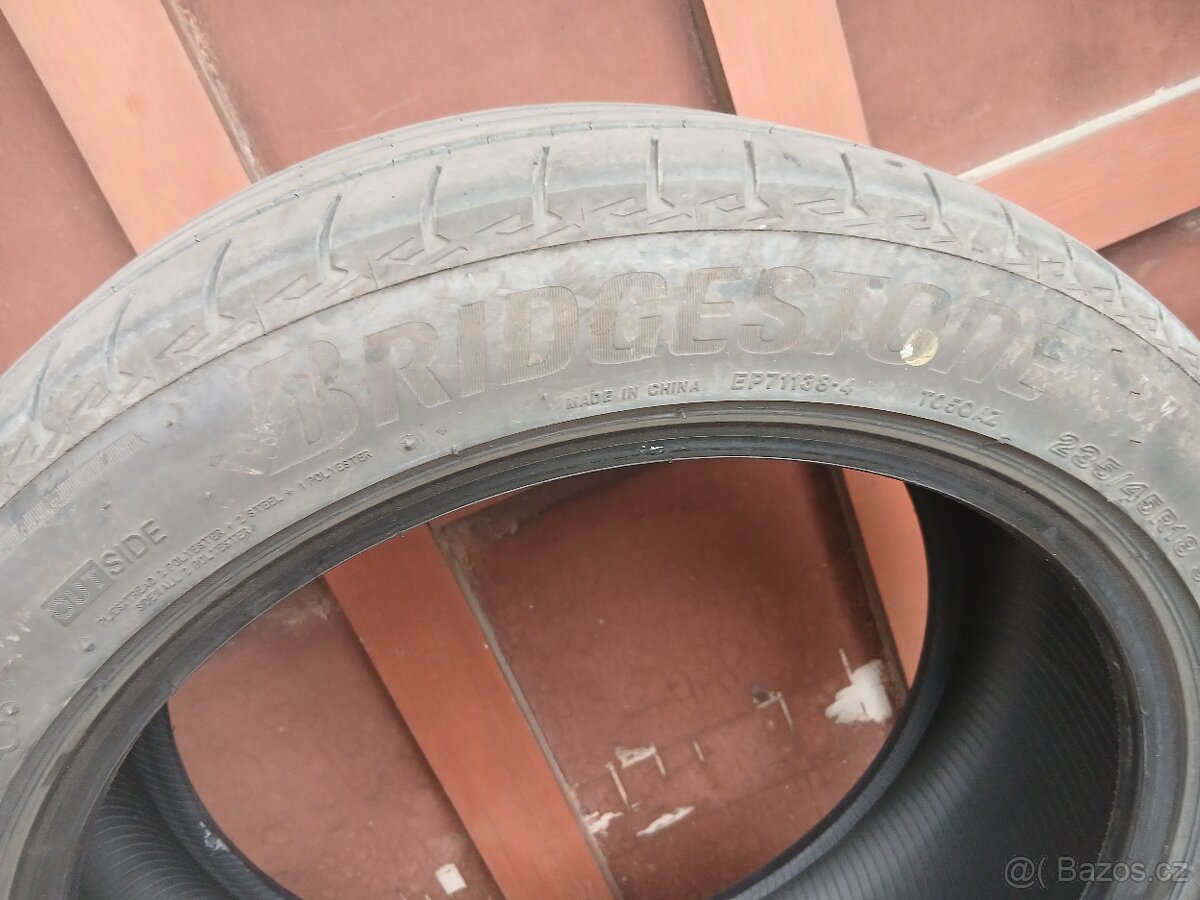 Letní 235/45/18 Bridgestone T005 EV - 2