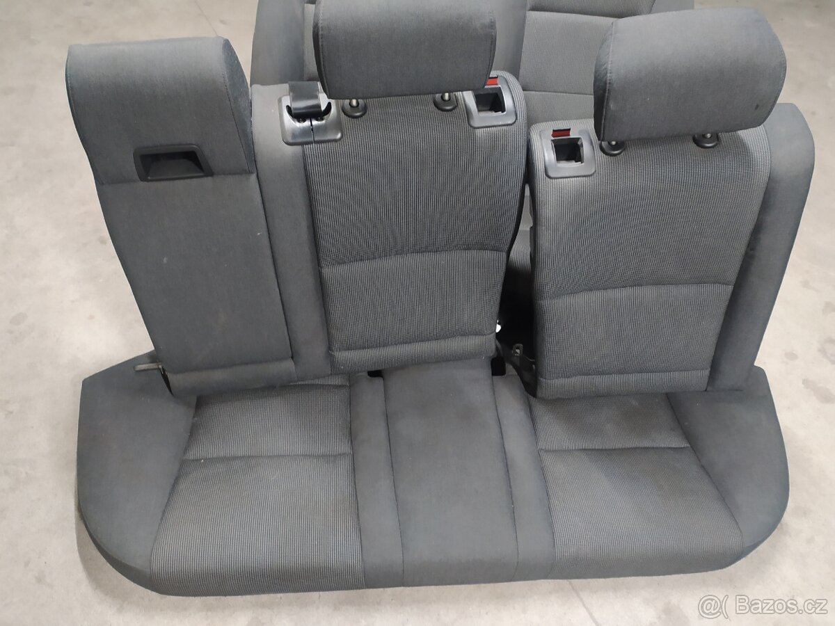 BMW E60/E61 Přední a zadní sedačky 535d - 2