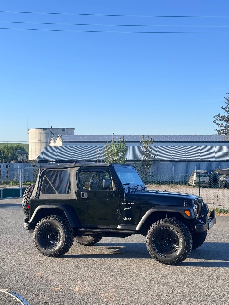 Jeep Wrangler TJ 2.5 Sport - 2