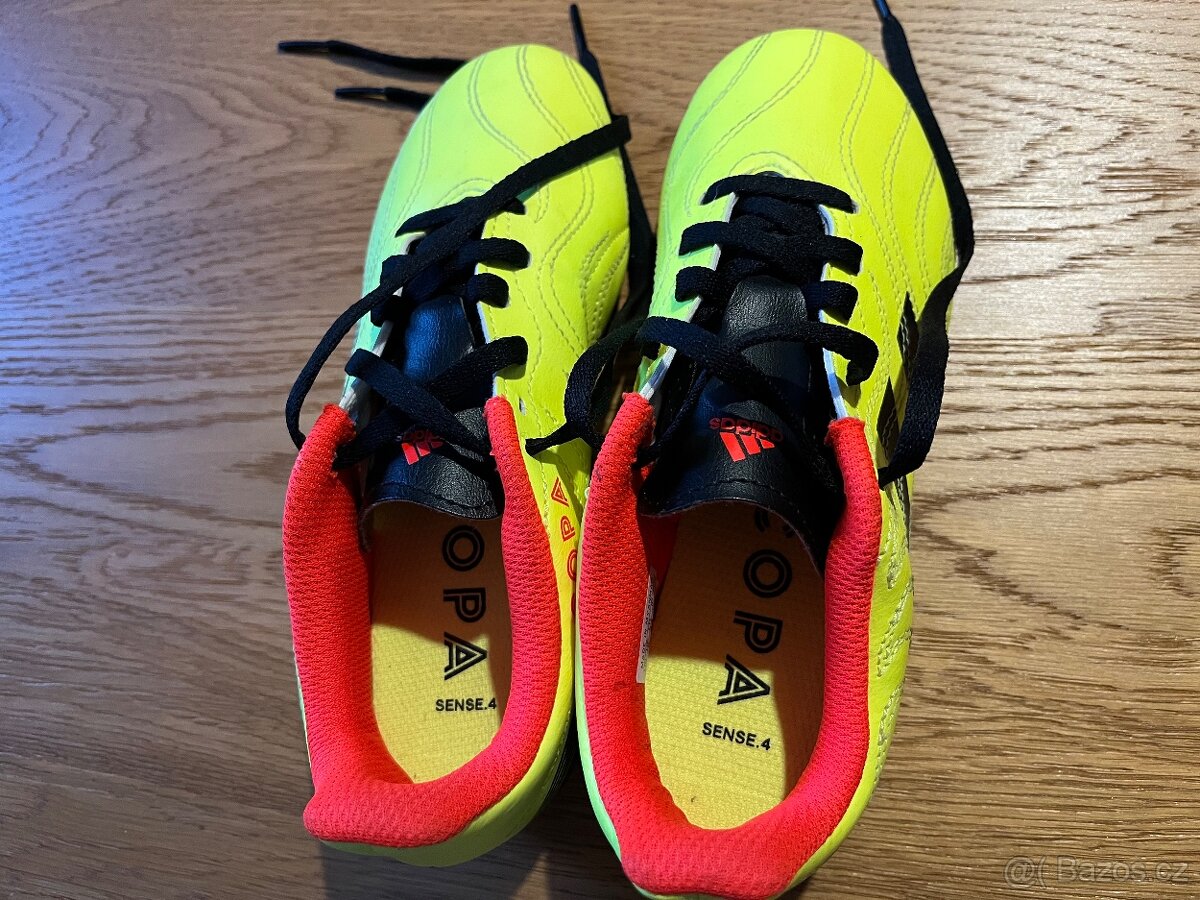 Kopačky Adidas - 2