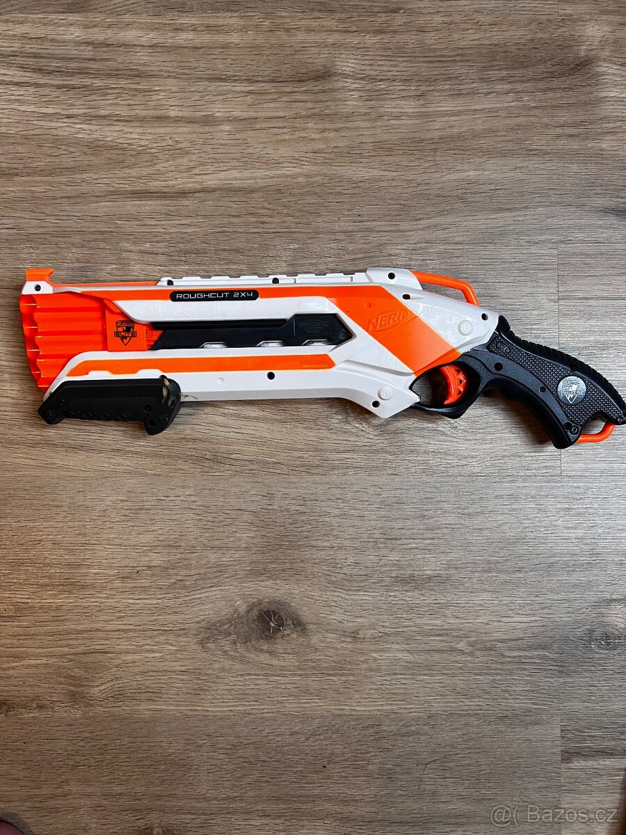 Pistole Nerf Roughcut 2x4 - 2