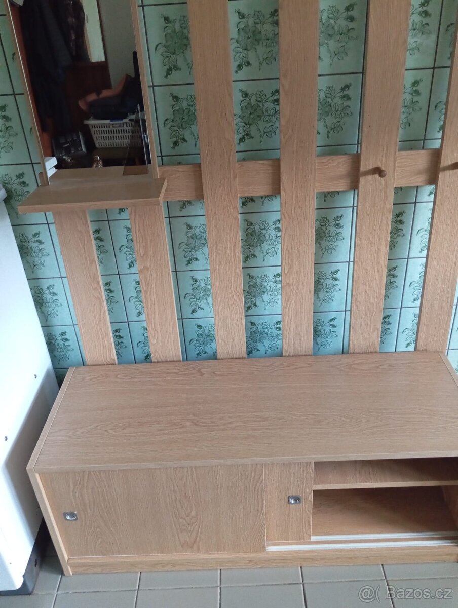 Komoda do předsíně - 2