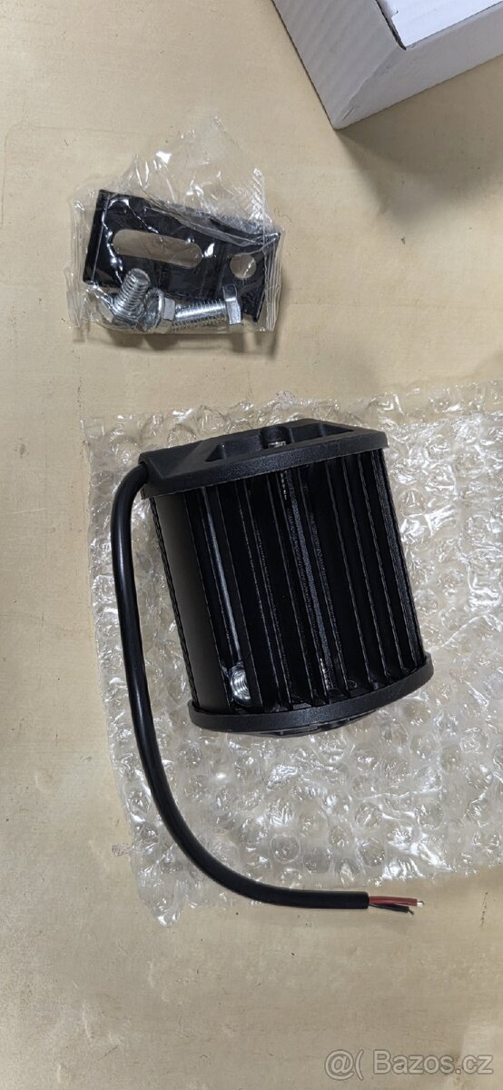 LED reflektor 12V 6W - 2