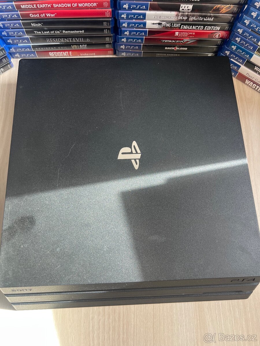 Herní konzole PS4 Pro / PlayStation 4 Pro - 2