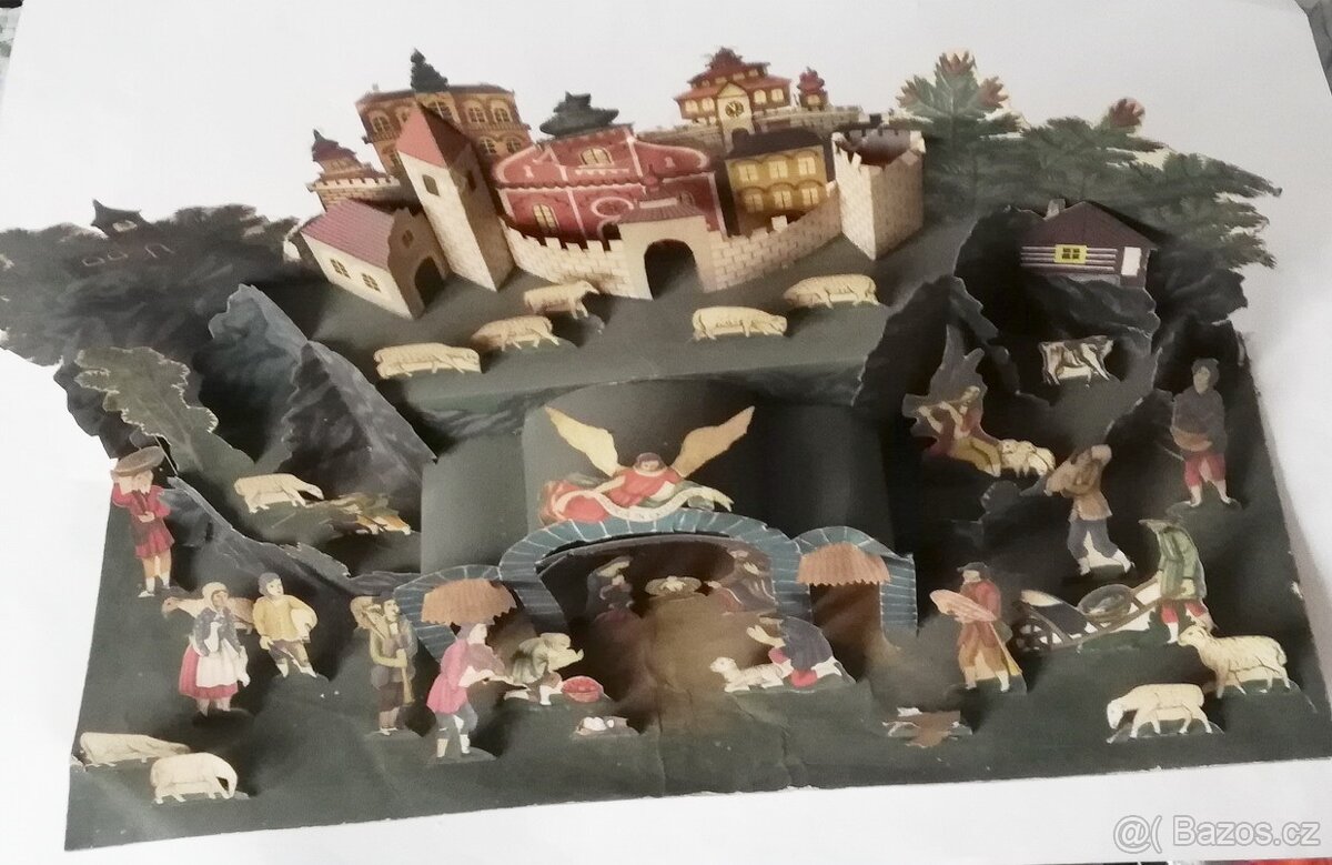 Vystřihovánkový betlém, stáří 66 let - 2