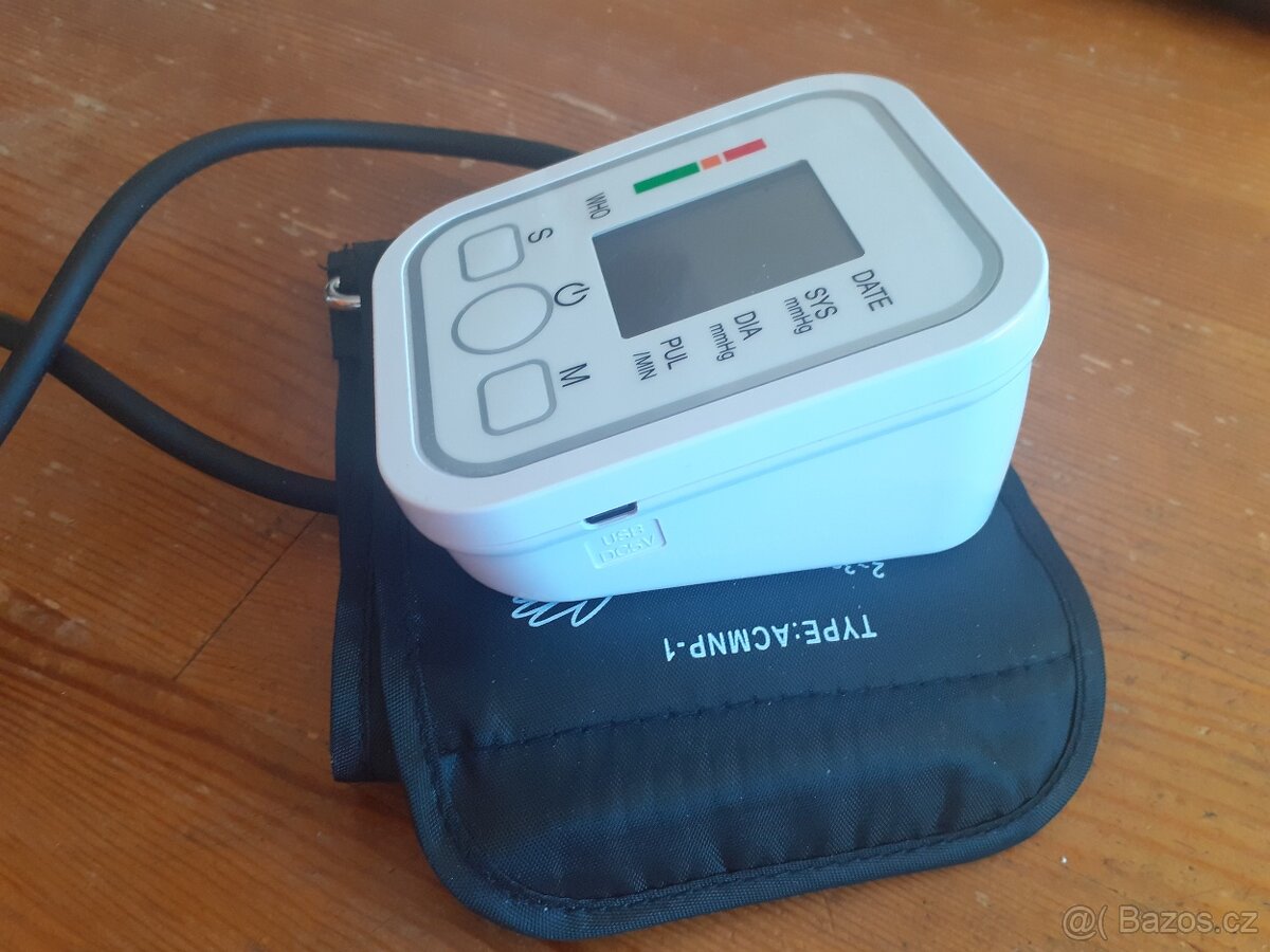 Tlakoměr na paži - 2