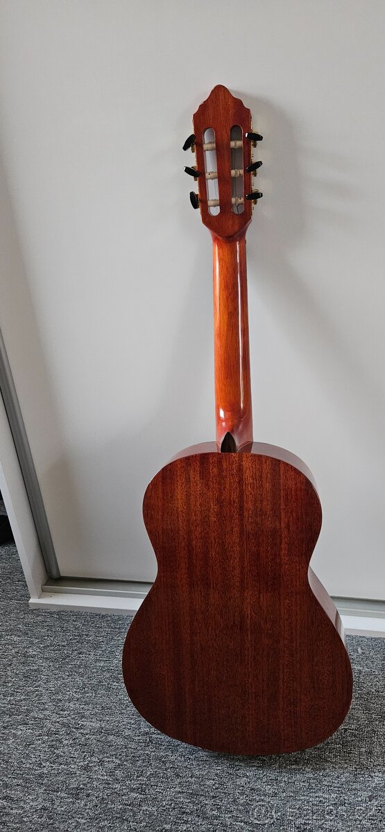 Kytara 3/4 Valencia - 2