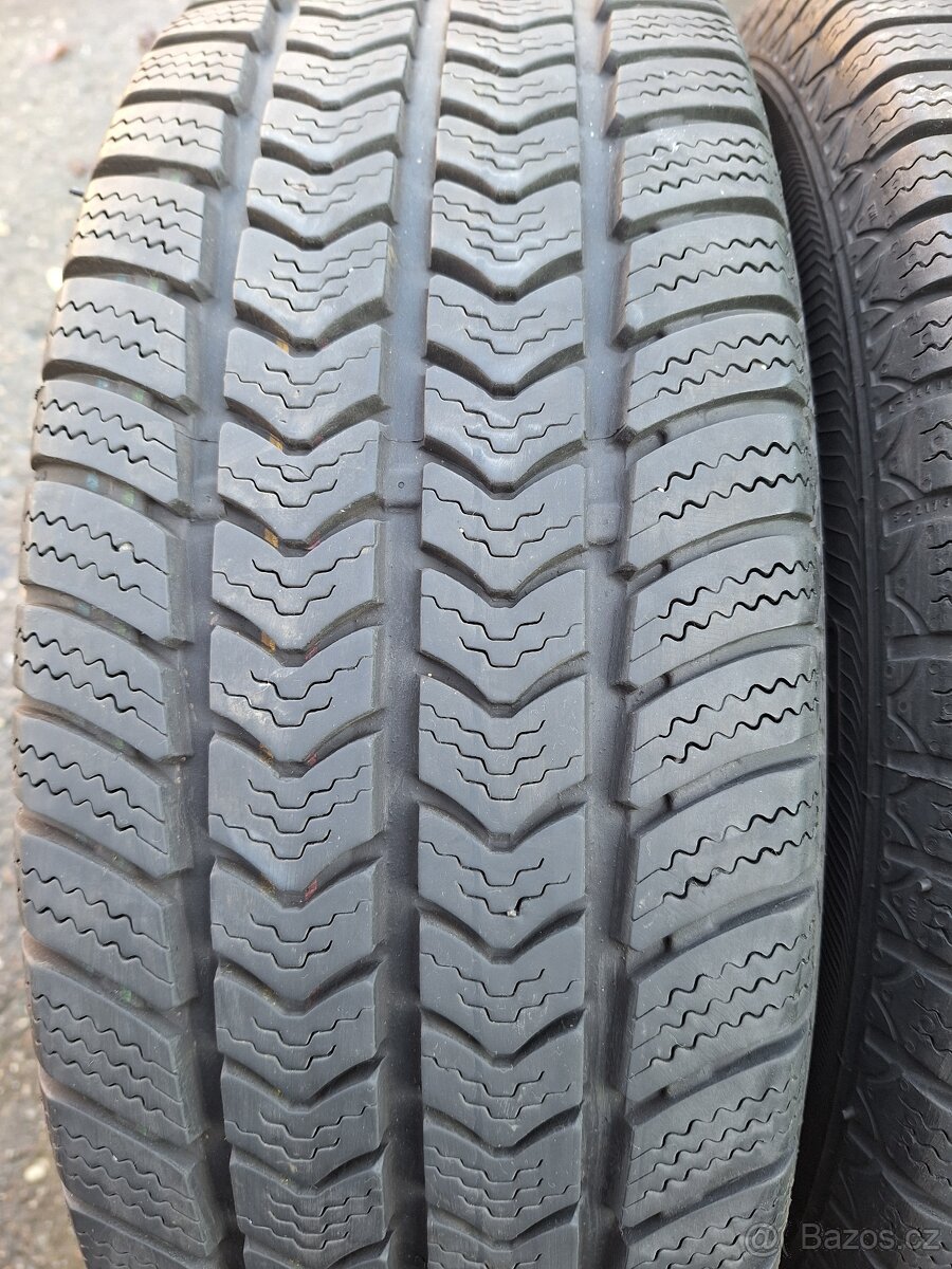 205 65 16C zimní pneu R16C Semperit 205/65/16c - 2