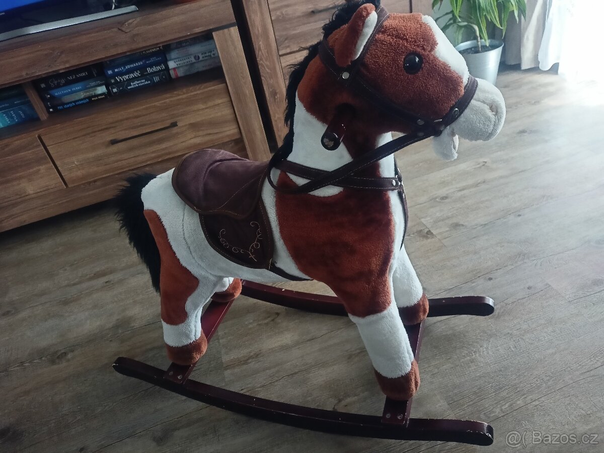 Houpací koník se zvukem - 2