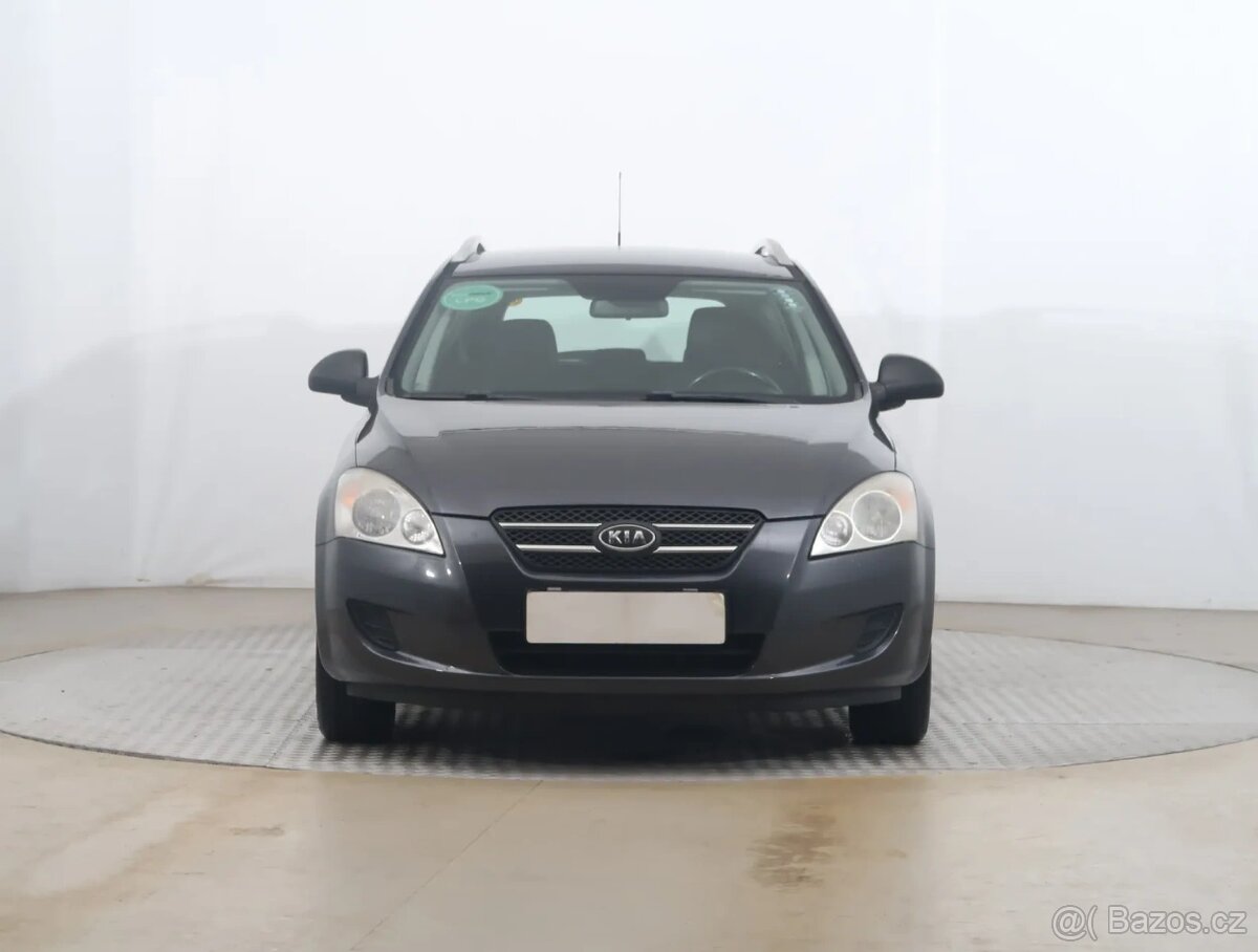 Kia Ceed 2009 1.4 LPG Combi - 2