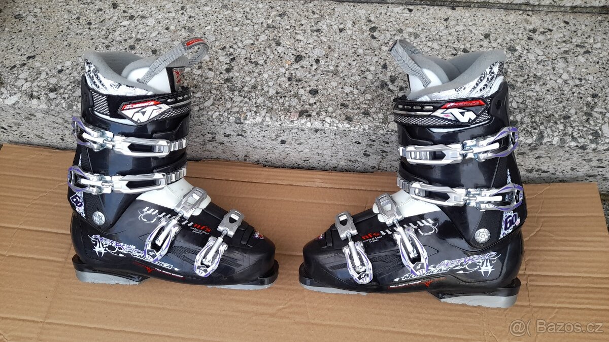 Kvalitní lyžáky Nordica 26-26,5 cm - 2