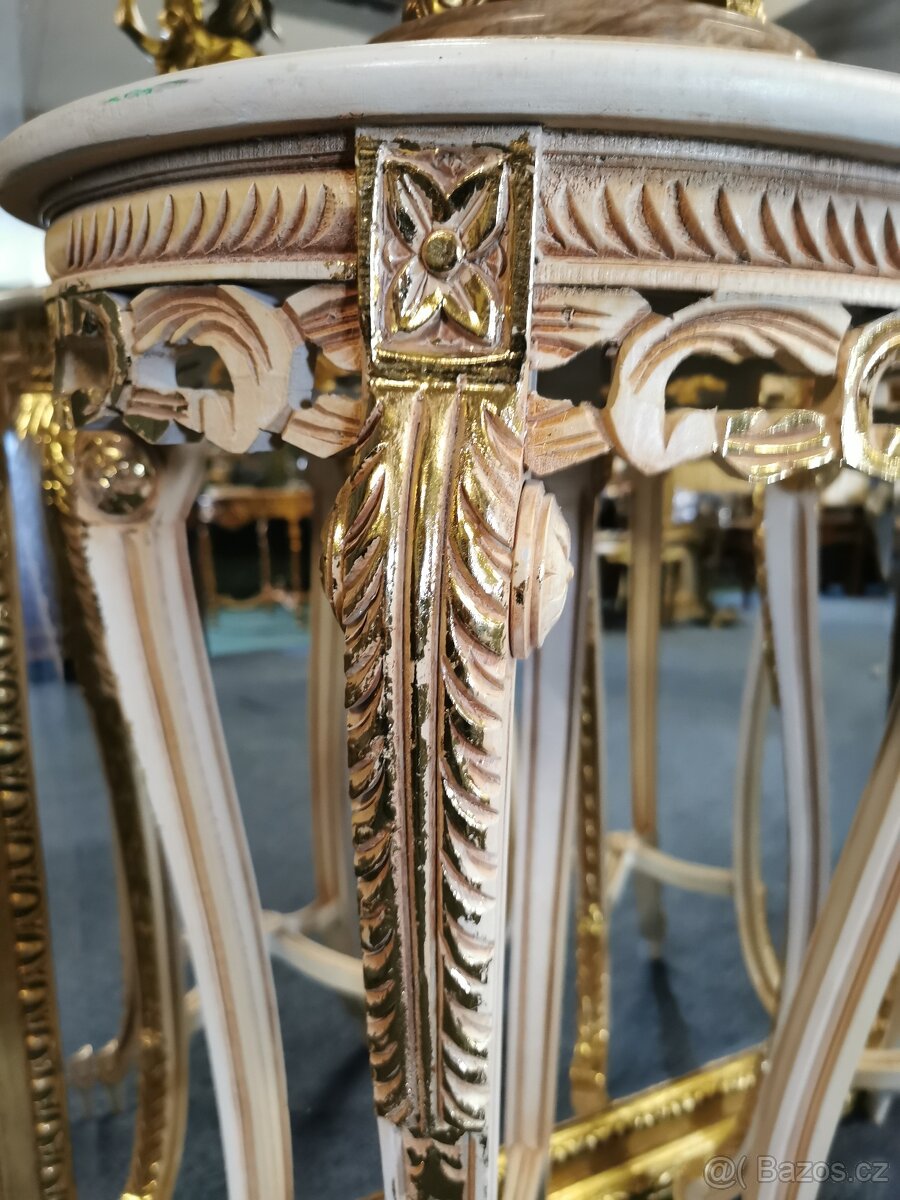 Zámecké dřevěné stolky s mramorovou deskou. - 2