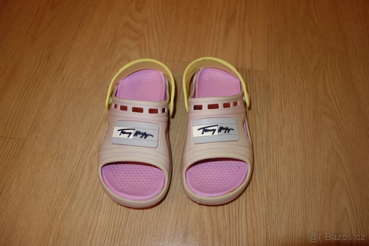 Tommy Hilfiger pantofle v. 27 - 2