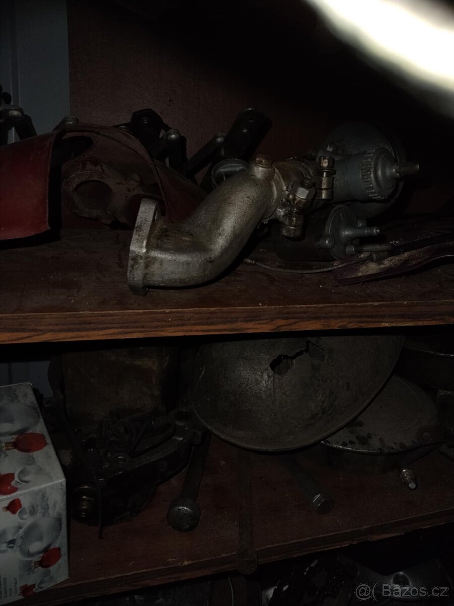 Jawa náhradní díly mix - 2