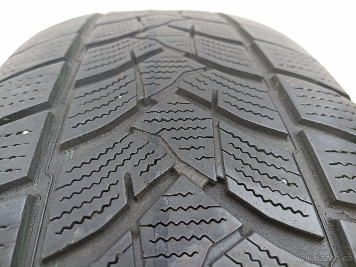 Zimní pneu 235/65R17 - 2