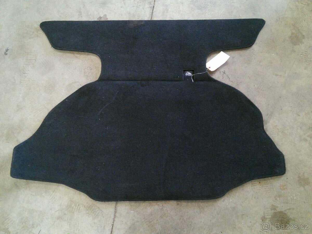 Nissan 370Z koberec do kufru - 2