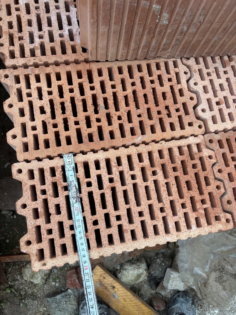 Cihle Porotherm 19 AKU broušená - 2