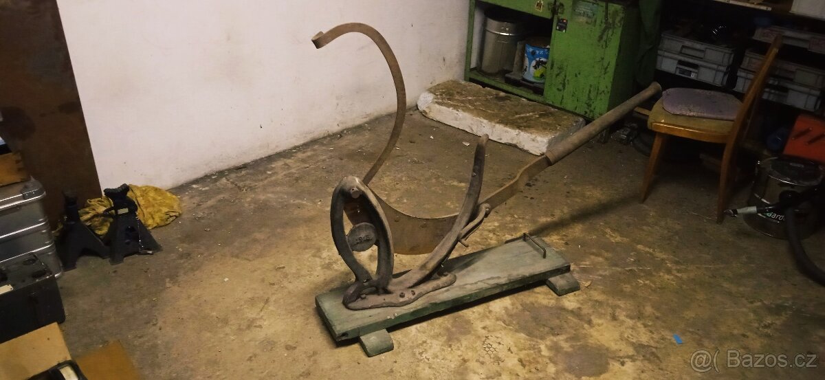 Řezačka na došky 1918 - 2