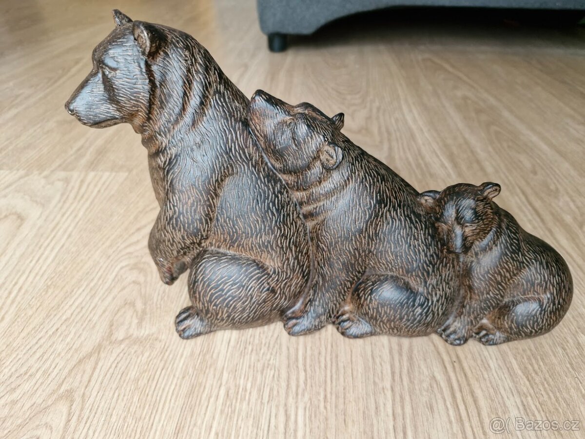 soška Medvědí rodinka - 2