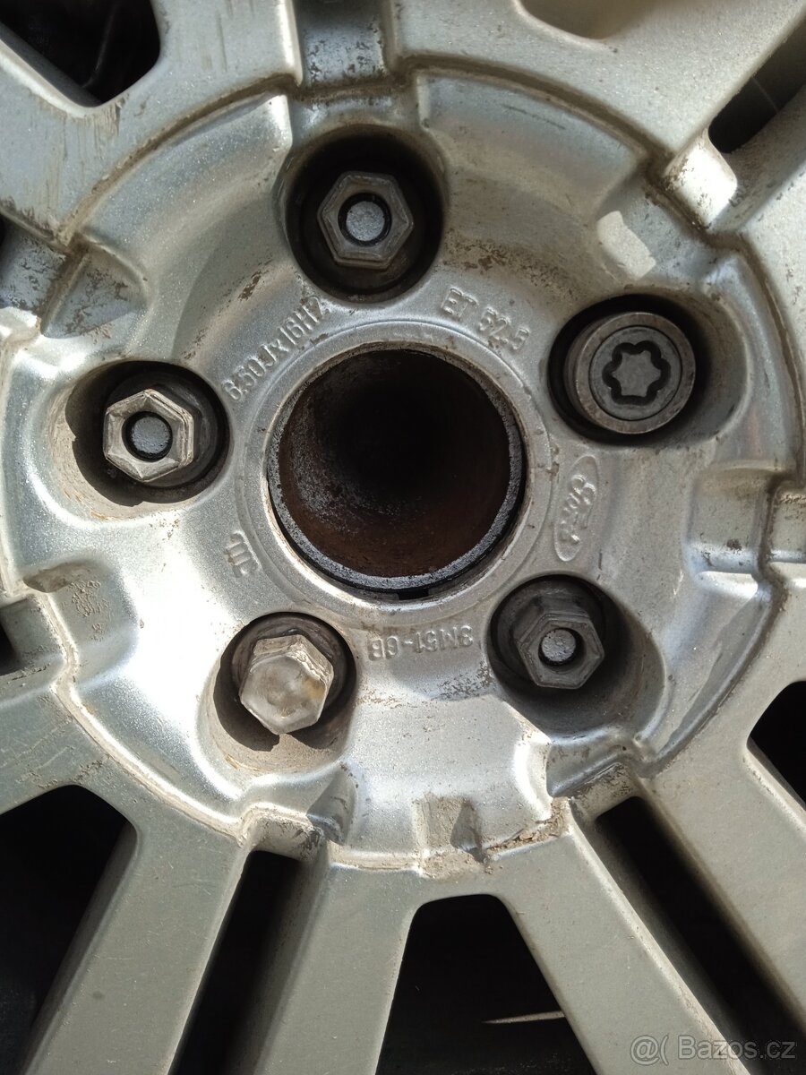 Alu kola Ford R16 - 2