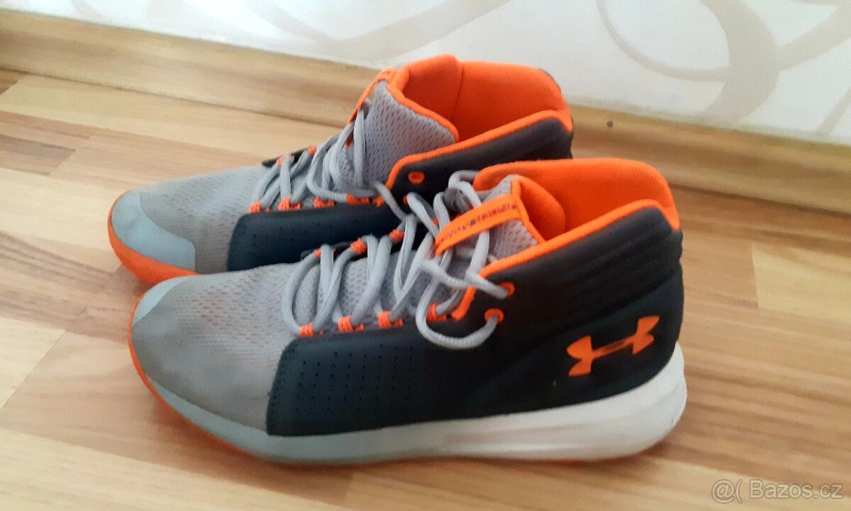 Kotníkové boty Under Armour - 2