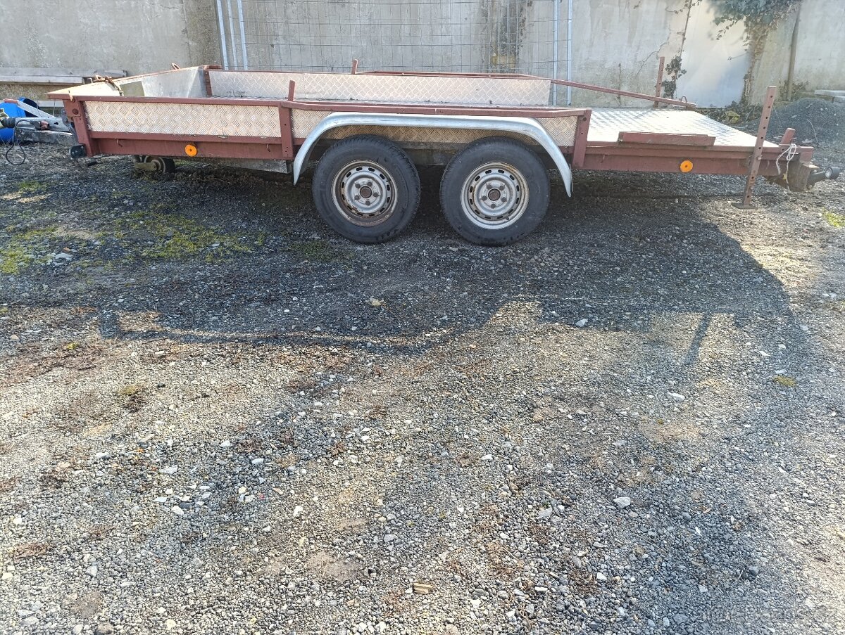 Nákladní přívěs - plato - 2