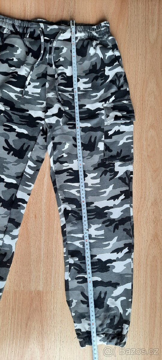 Maskáčové tepláky - 2