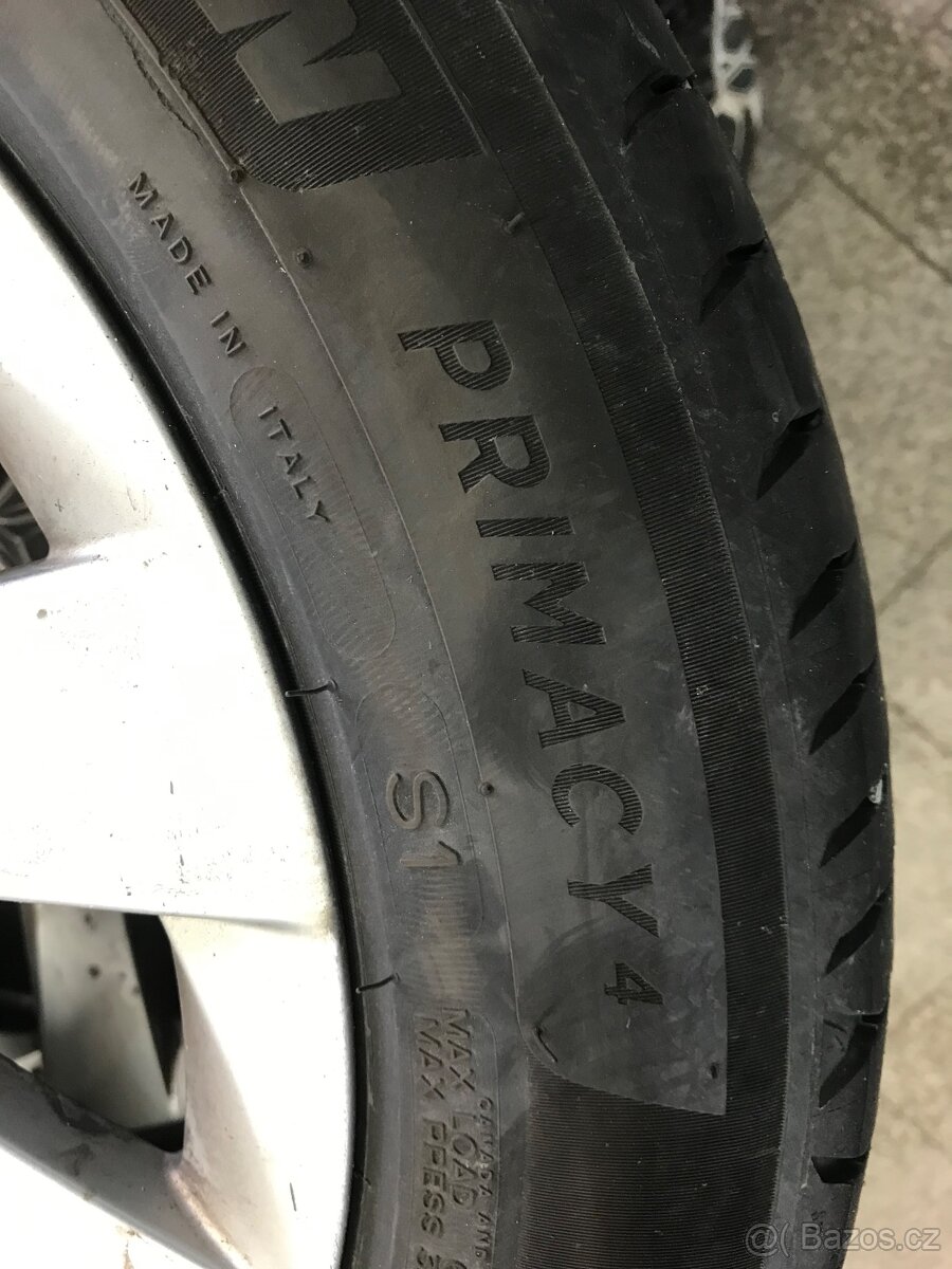 Letní pneu. Michelin 205/55-17 91v - 2