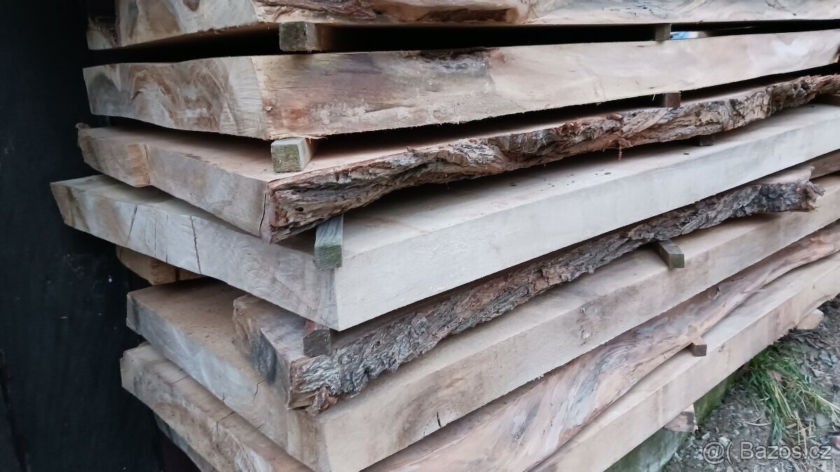 Jilmové suché fošny, sušeno 5,5 roku - 2