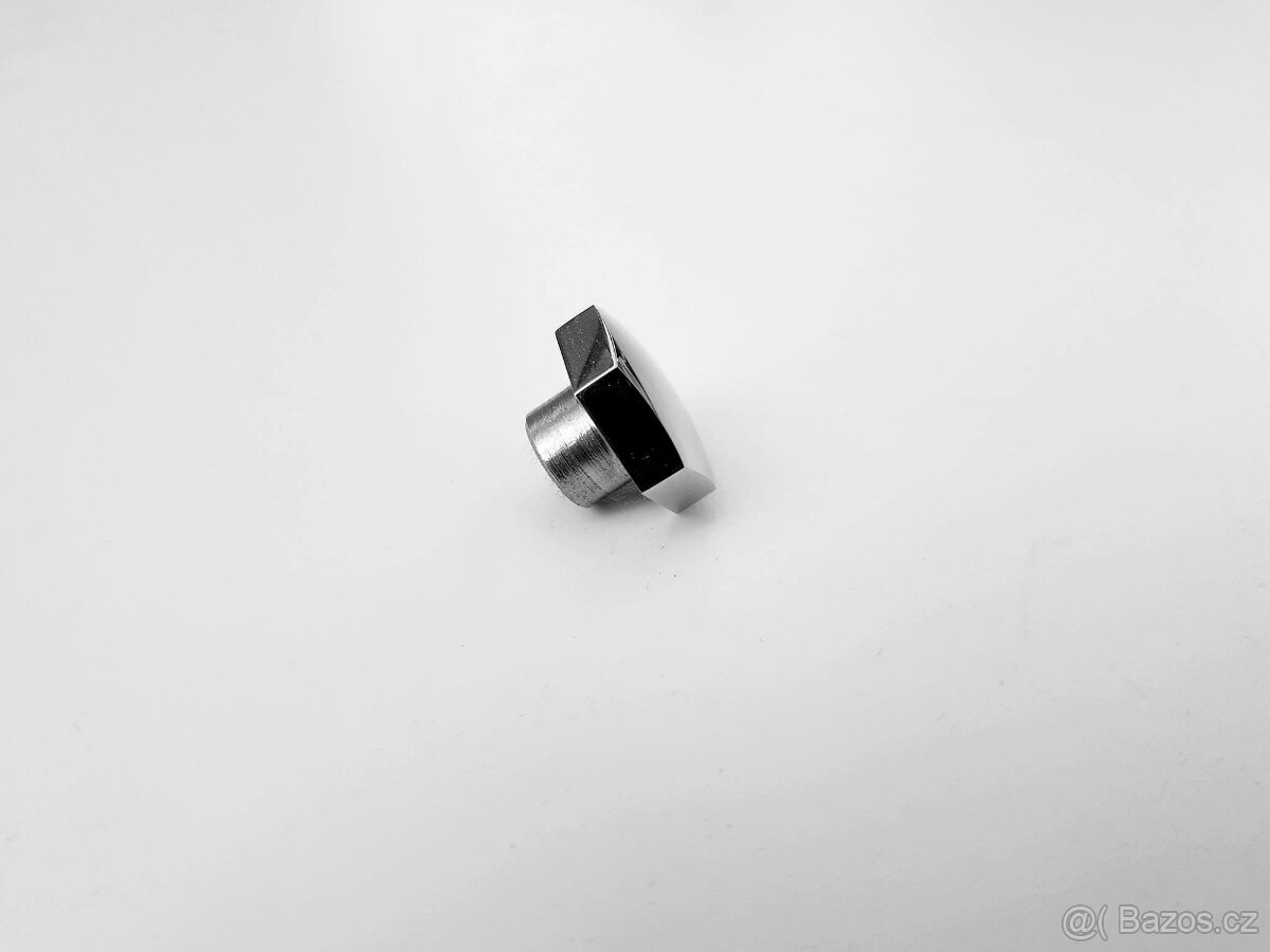 sada šroubu na uchytenie dverí škoda 1000MB a škoda 110r - 2