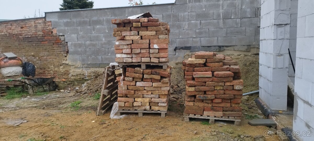 Prodám staré cihly "zvonivky" - 2