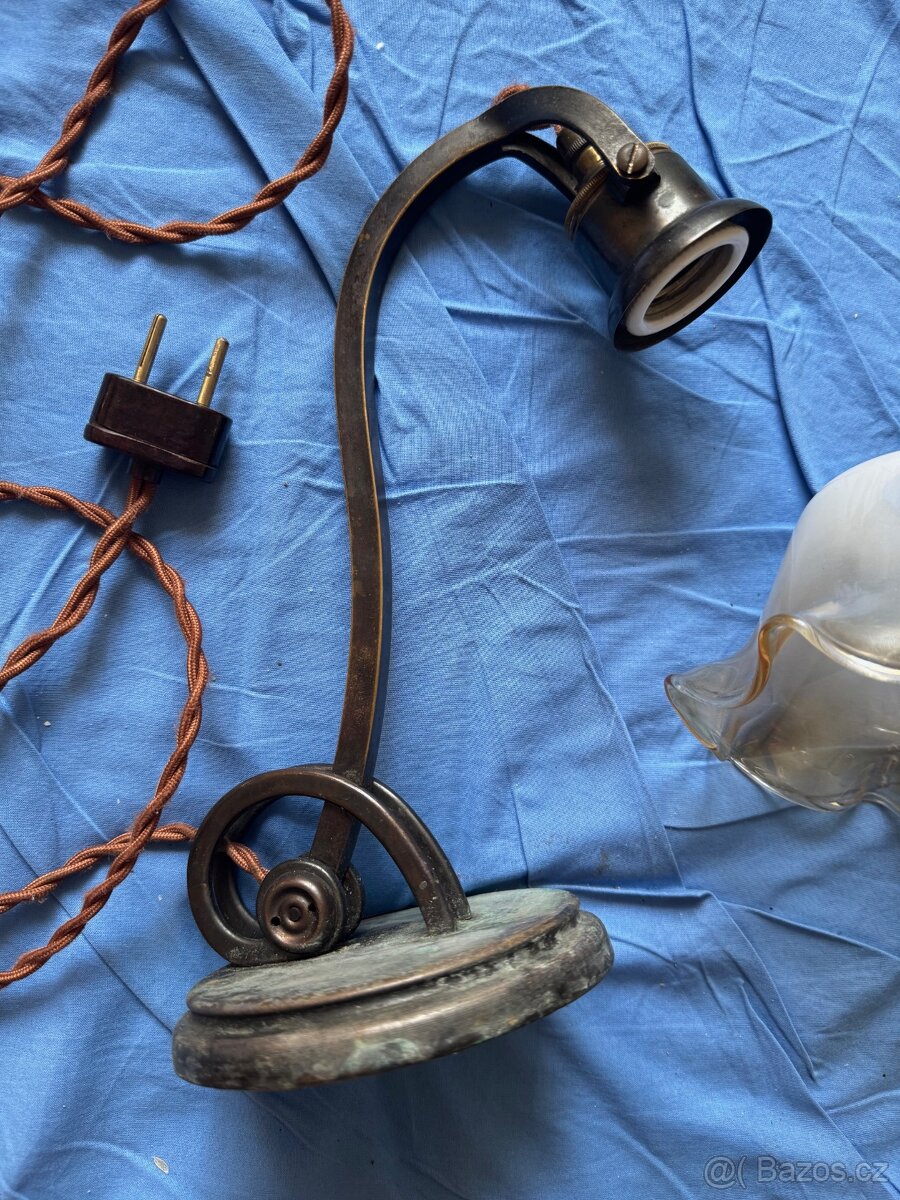 starožitná lampička funkční-více v inzerátu - 2