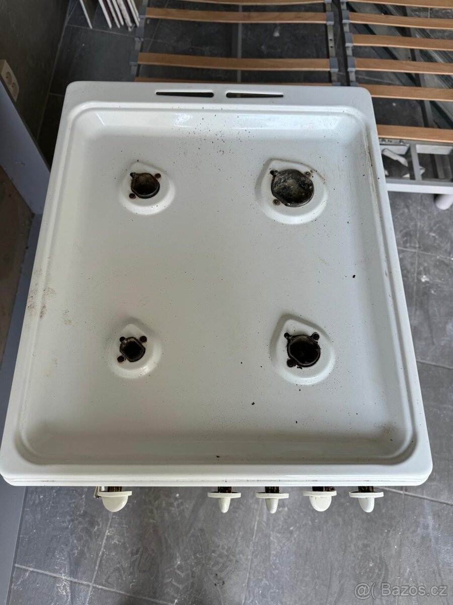 Plynový sporák - 2