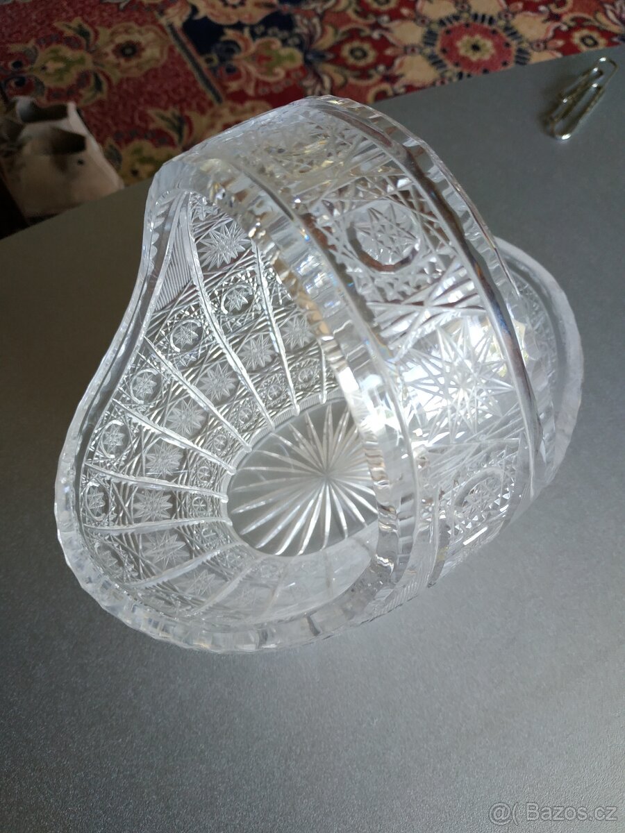 Broušený košík - 2