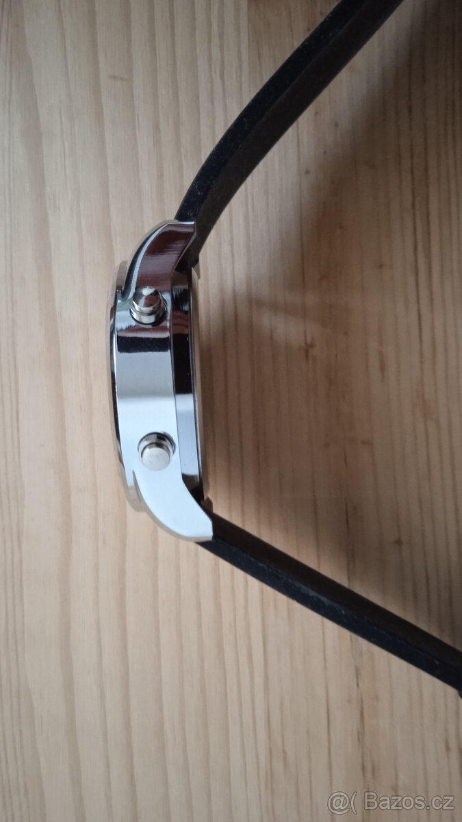 Klasické digitální hodinky - 2